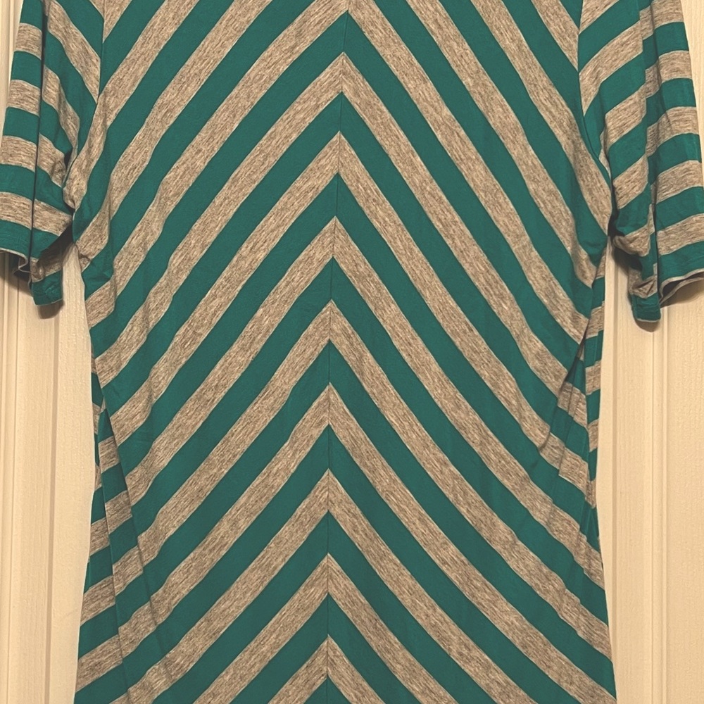 Lularoe shirt.